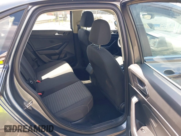 2024 Volkswagen Jetta S с VIN 3VW5M7BUXRM001814, выставлен на аукционе IAAI как лот 42643895 с пробегом 53 477 миль миль и . История ставок и продаж доступна на DreamBid. Изображение 8.