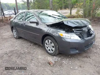 2011 Toyota Camry LE with VIN 4T4BF3EK4BR153724, listed as a IAAI auction lot 42031472 with 122,907 mi miles and . Bid and sale history available at carsss.com. Image 1.