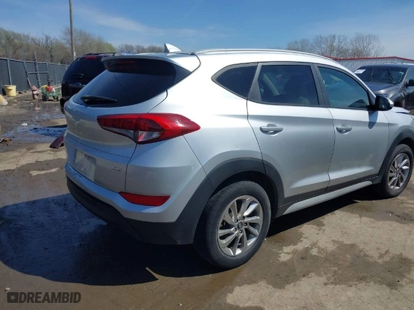 2018 Hyundai Tucson SEL with VIN KM8J3CA4XJU726193, listed as a IAAI auction lot 39087796 with 62,418 mi miles. Bid and sale history available at carsss.com. Image 4.