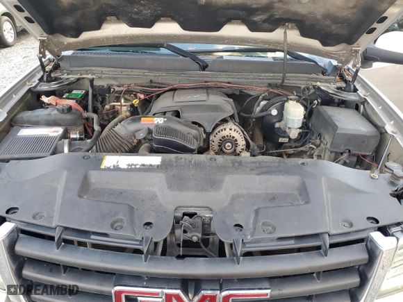 2007 GMC Sierra 1500 Work Truck with VIN 2GTEK13M271584758, listed as a Copart auction lot 81497804 with 207,458 mi miles and Salvage Title. Bid and sale history available at carsss.com. Image 11.