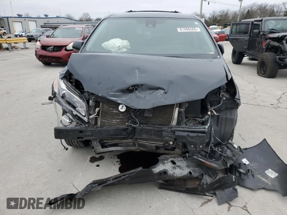 2020 Toyota Sienna SE with VIN 5TDXZ3DC6LS061204, listed as a Copart auction lot 87696505 with 137,890 mi miles and Salvage Title. Bid and sale history available at carsss.com. Image 5.