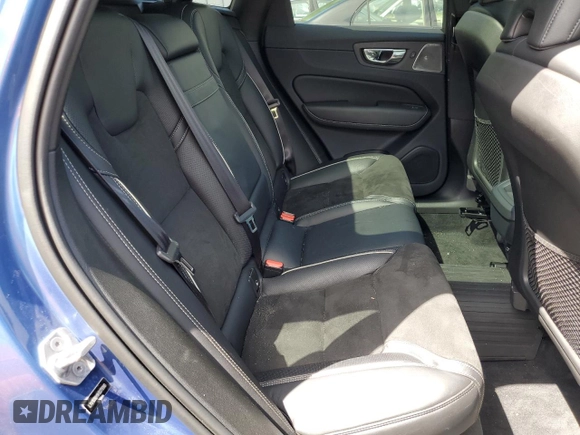 2019 Volvo XC60 R-Design with VIN LYV102RM1KB279390, listed as a Copart auction lot 63394523 with Not Provided miles and . Bid and sale history available at carsss.com. Image 10.