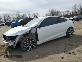 2019 Honda Civic Si z VIN 2HGFC3A53KH754233, wystawiony jako Copart lot #49734525 z przebiegiem 26 379 mil mil oraz Szkoda całkowita • Salvage title. Historia ofert i sprzedaży dostępna na DreamBid. Obrazek 1.