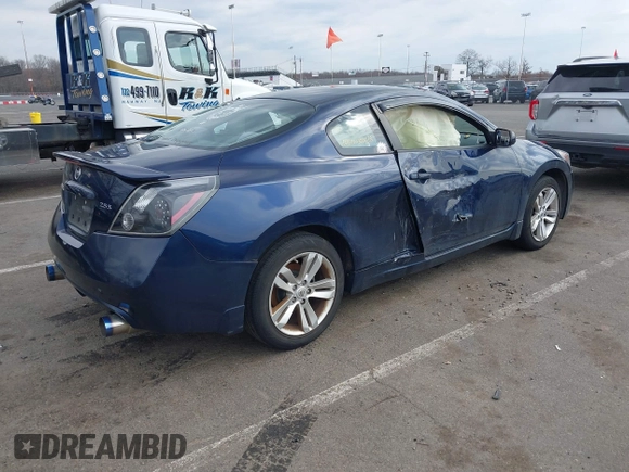 2011 Nissan Altima 2.5 S with VIN 1N4AL2EP4BC175243, listed as a IAAI auction lot 41787508 with 189,398 mi miles. Bid and sale history available at carsss.com. Image 4.