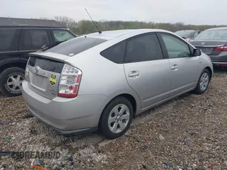 2007 Toyota Prius with VIN JTDKB20U877611929, listed as a IAAI auction lot 42082384 with Not Provided miles. Bid and sale history available at carsss.com. Image 4.