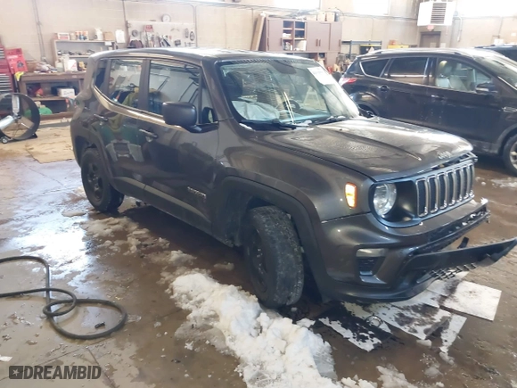 2019 Jeep Renegade Sport with VIN ZACNJBAB0KPK07349, listed as a IAAI auction lot 41618909 with 82,402 mi miles. Bid and sale history available at carsss.com. Image 1.