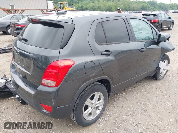 2020 Chevrolet Trax LS z VIN 3GNCJKSB3LL169352, wystawiony jako IAAI lot #42265216 z przebiegiem 19 926 mil mil oraz . Historia ofert i sprzedaży dostępna na DreamBid. Obrazek 4.