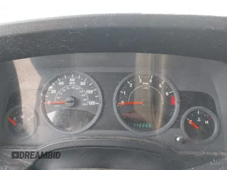 2008 Jeep Patriot Sport with VIN 1J8FF28W48D588723, listed as a IAAI auction lot 42394617 with 112,266 mi miles and . Bid and sale history available at DreamBid. Image 7.