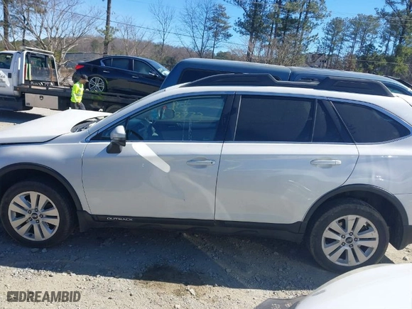 2019 Subaru Outback Premium with VIN 4S4BSAFC5K3366320, listed as a IAAI auction lot 41696525 with 157,972 mi miles. Bid and sale history available at carsss.com. Image 14.