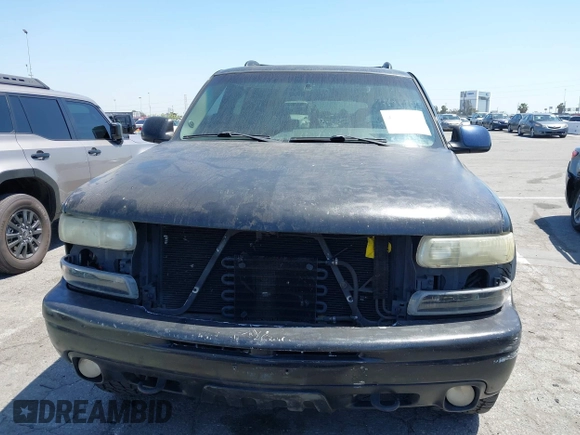 2001 Chevrolet Tahoe LT with VIN 1GNEK13T81R202598, listed as a IAAI auction lot 42007381 with 188,172 mi miles. Bid and sale history available at carsss.com. Image 12.