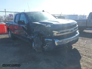 2019 Chevrolet Silverado 1500 LT with VIN 1GCRYDED2KZ262281, listed as a IAAI auction lot 41821511 with 107,341 mi miles. Bid and sale history available at carsss.com. Image 1.
