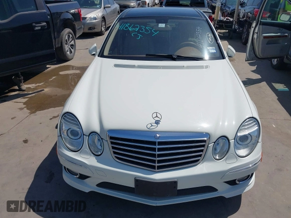 2009 Mercedes-Benz E-Class Luxury 3.5L with VIN WDBUF56X19B430167, listed as a IAAI auction lot 41862354 with 170,835 mi miles. Bid and sale history available at carsss.com. Image 6.