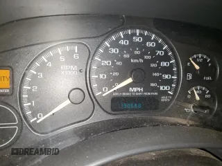2002 Chevrolet Avalanche with VIN 3GNEK13T32G183380, listed as a Copart auction lot 77013414 with 190,568 mi miles and Clean Title. Bid and sale history available at carsss.com. Image 9.