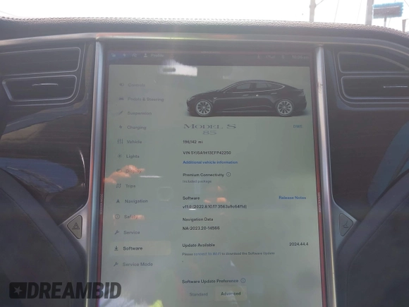 2014 Tesla Model S 60 z VIN 5YJSA1H13EFP42250, wystawiony jako IAAI lot #42267590 z przebiegiem 196 142 mil mil oraz . Historia ofert i sprzedaży dostępna na DreamBid. Obrazek 7.
