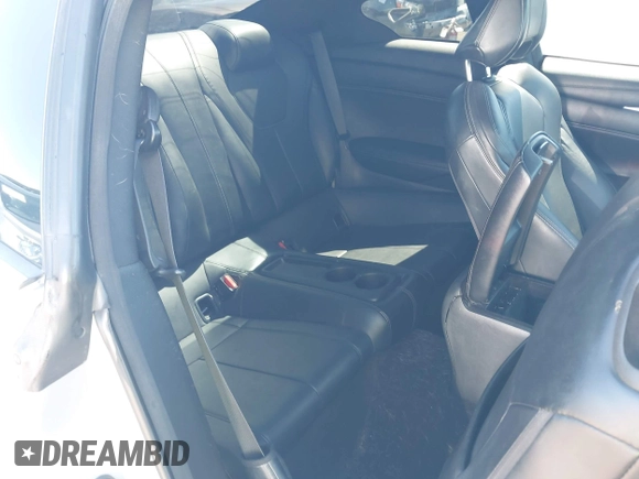 2018 Infiniti Q60 Luxe with VIN JN1EV7EK2JM343030, listed as a IAAI auction lot 42827233 with 97,945 mi miles and . Bid and sale history available at DreamBid. Image 8.