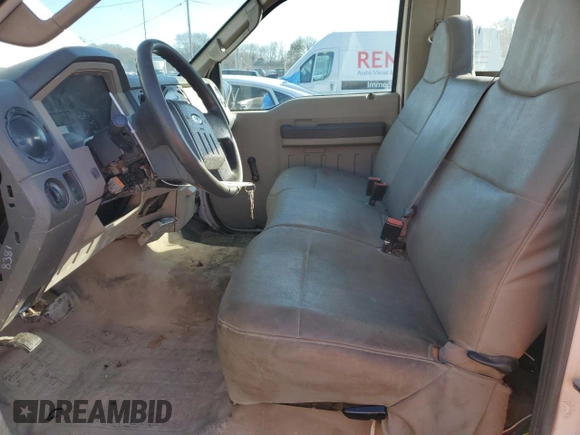 2008 Ford F-350 XL with VIN 1FDSF34558EC09372, listed as a Copart auction lot 84695984 with Not Provided miles and Clean Title. Bid and sale history available at DreamBid. Image 7.