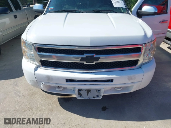 2009 Chevrolet Silverado 1500 LT with VIN 3GCEC23J29G136510, listed as a IAAI auction lot 41972478 with 1 mi miles. Bid and sale history available at carsss.com. Image 6.