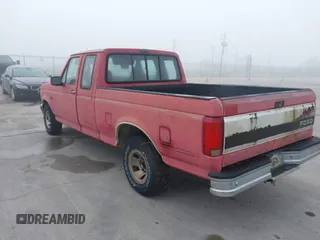 1992 Ford F-150 with VIN 1FTEX15N5NKA08828, listed as a IAAI auction lot 41882327 with Not Provided miles. Bid and sale history available at carsss.com. Image 3.