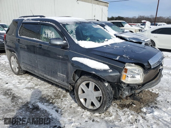 2010 GMC Terrain SLT-1 z VIN 2CTFLGEW9A6295748, wystawiony jako Copart lot #89157505 z przebiegiem 104 726 mil mil oraz Szkoda całkowita • Salvage title. Historia ofert i sprzedaży dostępna na DreamBid. Obrazek 4.