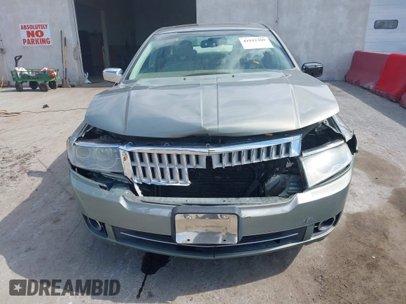 2008 Lincoln MKZ with VIN 3LNHM26T88R653977, listed as a IAAI auction lot 41922309 with 125,240 mi miles and . Bid and sale history available at DreamBid. Image 6.
