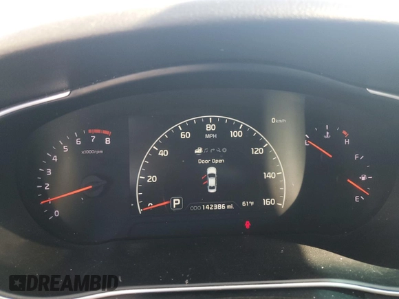 2014 Kia Cadenza Premium with VIN KNALN4D7XE5152520, listed as a Copart auction lot 47031785 with 142,386 mi miles and Salvage Title. Bid and sale history available at carsss.com. Image 9.