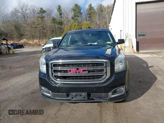 2015 GMC Yukon XL SLT with VIN 1GKS2HKC9FR159164, listed as a IAAI auction lot 41235420 with 136,730 mi miles. Bid and sale history available at carsss.com. Image 12.