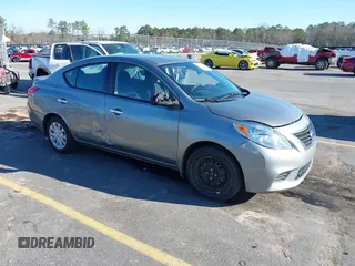 2014 Nissan Versa SV with VIN 3N1CN7AP4EL862427, listed as a IAAI auction lot 41435904 with 95,192 mi miles. Bid and sale history available at carsss.com. Image 1.