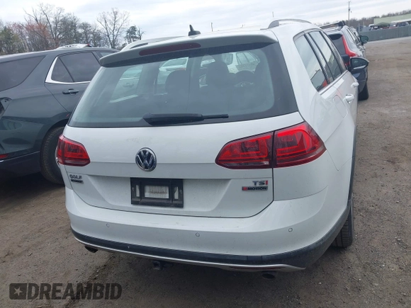 2017 Volkswagen Golf S z VIN 3VWH17AU8HM515411, wystawiony jako IAAI lot #41931252 z przebiegiem 106 421 mil mil oraz . Historia ofert i sprzedaży dostępna na DreamBid. Obrazek 16.