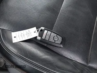 2020 Ford Escape Titanium Hybrid с VIN 1FMCU9DZ2LUB92948, выставлен на аукционе IAAI как лот 41886609 с пробегом Не указан миль и . История ставок и продаж доступна на DreamBid. Изображение 11.