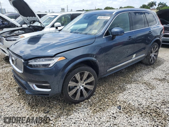 2023 Volvo XC90 Plus с VIN YV4H600N7P1950869, выставлен на аукционе Copart как лот 60620654 с пробегом 12 510 миль миль и На запчасти • Non repairable. История ставок и продаж доступна на DreamBid. Изображение 1.
