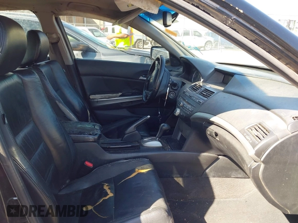 2009 Honda Accord EX-L z VIN 1HGCP268X9A127879, wystawiony jako IAAI lot #42071430 z przebiegiem 204 543 mil mil oraz . Historia ofert i sprzedaży dostępna na DreamBid. Obrazek 5.