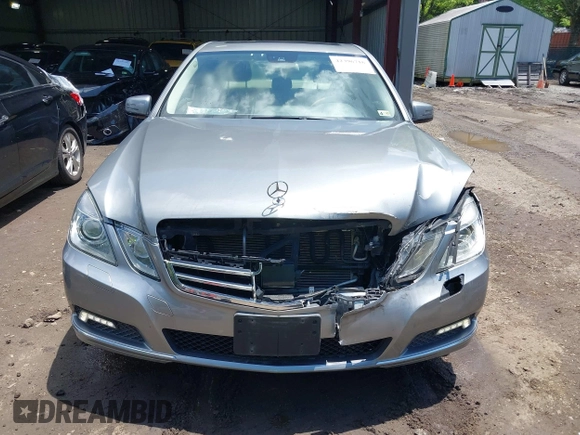 2010 Mercedes-Benz E 350 Luxury с VIN WDDHF5GB6AA252536, выставлен на аукционе IAAI как лот 42396716 с пробегом 121 275 миль миль и . История ставок и продаж доступна на DreamBid. Изображение 12.