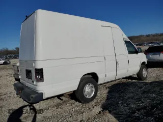 2008 Ford Econoline Cargo Commercial with VIN 1FTNS24L98DA34684, listed as a Copart auction lot 46922115 with 90,471 mi miles and Salvage Title. Bid and sale history available at DreamBid. Image 3.