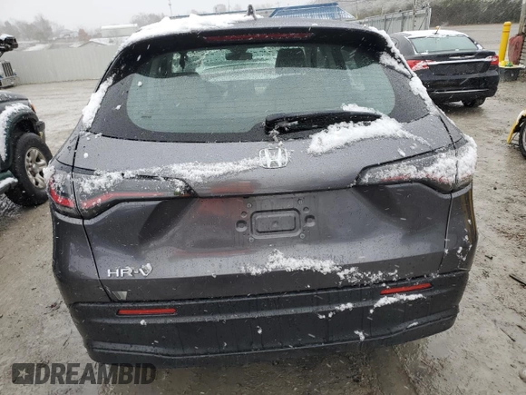 2024 Honda HR-V LX with VIN 3CZRZ1H32RM716078, listed as a Copart auction lot 80433714 with 31,631 mi miles and Salvage Title. Bid and sale history available at carsss.com. Image 6.