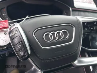 2019 Audi A8 L with VIN WAU8DAF82KN004676, listed as a IAAI auction lot 41086272 with 58,217 mi miles. Bid and sale history available at carsss.com. Image 11.