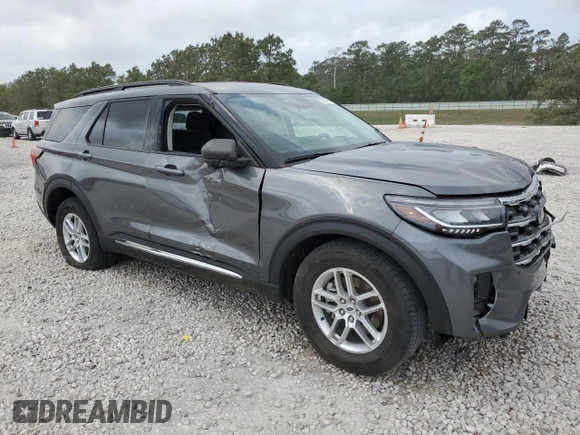 2025 Ford Explorer Active with VIN 1FMUK7DH2SGA28019, listed as a Copart auction lot 51814125 with 637 mi miles and Salvage Title. Bid and sale history available at carsss.com. Image 4.