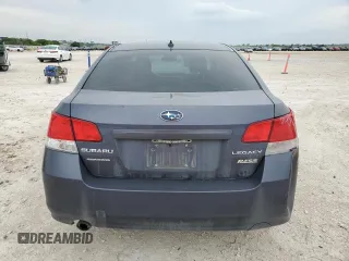 2014 Subaru Legacy Premium z VIN 4S3BMBC62E3037520, wystawiony jako Copart lot #54263525 z przebiegiem 172 782 mil mil oraz Czysty tytuł • Clean title. Historia ofert i sprzedaży dostępna na DreamBid. Obrazek 6.