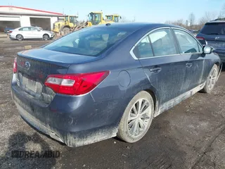 2015 Subaru Legacy Limited z VIN 4S3BNBN60F3042145, wystawiony jako IAAI lot #41719813 z przebiegiem 138 421 mil mil oraz . Historia ofert i sprzedaży dostępna na DreamBid. Obrazek 4.