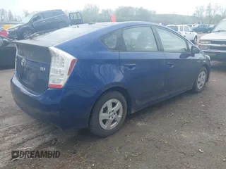 2011 Toyota Prius I z VIN JTDKN3DU5B5335656, wystawiony jako IAAI lot #42177792 z przebiegiem 290 104 mil mil oraz . Historia ofert i sprzedaży dostępna na DreamBid. Obrazek 4.