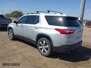 2018 Chevrolet Traverse LT Leather with VIN 1GNERHKW0JJ216994, listed as a IAAI auction lot 41810989 with 117,236 mi miles. Bid and sale history available at carsss.com. Image 3.