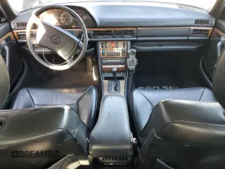 1991 Mercedes-Benz 560 with VIN WDBCA39E4MA583150, listed as a Copart auction lot 84738904 with 183,695 mi miles and Clean Title. Bid and sale history available at DreamBid. Image 8.