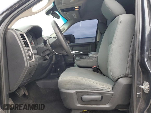 2018 Ram 2500 Tradesman with VIN 3C6UR5CL4JG142236, listed as a Copart auction lot 57782635 with 197,337 mi miles and Salvage title. Bid and sale history available at DreamBid. Image 7.