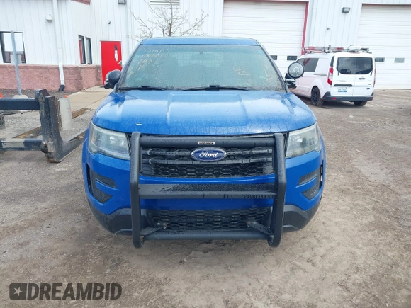 2017 Ford Police Interceptor Utility z VIN 1FM5K8AR4HGA36073, wystawiony jako IAAI lot #42010780 z przebiegiem 152 866 mil mil oraz . Historia ofert i sprzedaży dostępna na DreamBid. Obrazek 12.