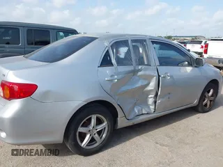 2010 Toyota Corolla z VIN 1NXBU4EE0AZ378110, wystawiony jako IAAI lot #42564623 z przebiegiem 160 135 mil mil oraz . Historia ofert i sprzedaży dostępna na DreamBid. Obrazek 6.