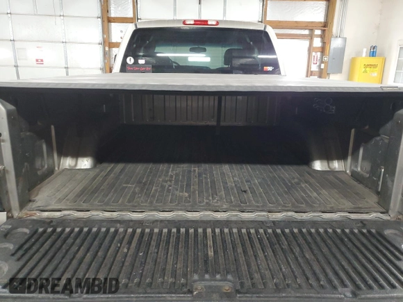 2001 Chevrolet Silverado 1500 LS with VIN 1GCEK19T51E113269, listed as a Copart auction lot 45592115 with Not Provided miles and Salvage Title. Bid and sale history available at DreamBid. Image 6.