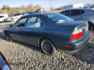 1997 Honda Accord Value with VIN 1HGCD5682VA191306, listed as a Copart auction lot 74390804 with 172,882 mi miles and Salvage Title. Bid and sale history available at carsss.com. Image 2.