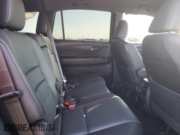 2021 Honda Passport EX-L with VIN 5FNYF8H57MB022407, listed as a Copart auction lot 48436585 with 48,602 mi miles and Salvage Title. Bid and sale history available at DreamBid. Image 11.