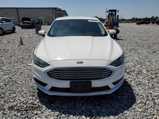 2017 Ford Fusion SE с VIN 3FA6P0H78HR297270, выставлен на аукционе Copart как лот 53553895 с пробегом 143 994 миль миль и Списание • Salvage title. История ставок и продаж доступна на DreamBid. Изображение 5.