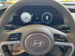 2024 Hyundai Elantra SEL with VIN KMHLM4DG9RU648650, listed as a IAAI auction lot 42853007 with 29,591 mi miles and . Bid and sale history available at DreamBid. Image 16.