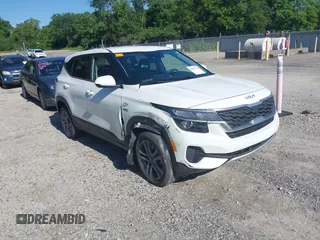 2022 Kia Seltos LX with VIN KNDEPCAA1N7330044, listed as a IAAI auction lot 42619934 with 36,060 mi miles and . Bid and sale history available at DreamBid. Image 1.